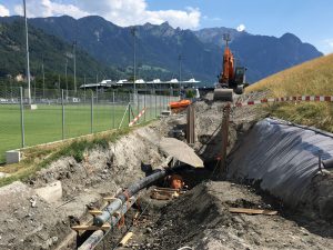Anbindung des eingezogenen Rohrstrangs an die bestehende Leitung